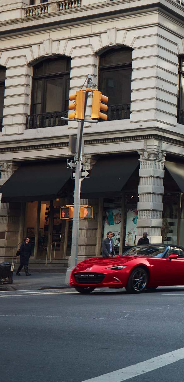 S T I C K E R U T Den fantastiska designen KODO: Soul of Motion ger uttryck för Mazda MX-5:s enastående