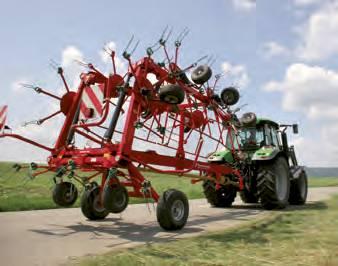 7 räfsarmar per rotor för optimal uppsamling och förflyttning av material. Robust och kraftigt dimensionerad ram.