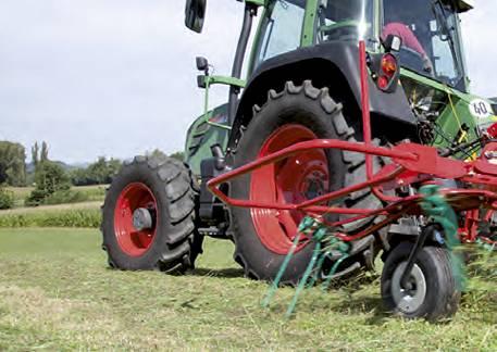 Minimalt underhåll Kverneland Taarup erbjuder 4 versioner av CompactLine rotorvändare med