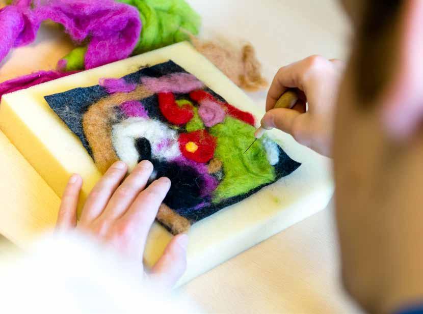 Utvärdering Mål Tryggare välfärd med stöd, vård och omsorg efter behov Nyckeltal för resultat och kvalitet a Brukarbedömning hemtjänst äldreomsorg - helhetssyn, andel (%) b Brukarbedömning särskilt