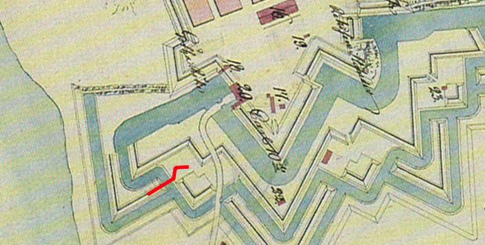 Figur 3. Den på 1700-talets utbyggda befästningen i den södra delen av staden i anslutning till undersökningsområdet. Läget för schakt 1 kv. Finland har markerats. gul, grusig sand.