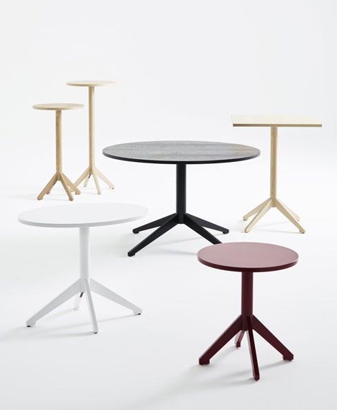 LOCUS DESIGN ROGER PERSSON, 2017 ARTIKLAR ITEMS * Höjd Height 550, 620, 730, 900, 1100 mm Att hitta ett pelarbord helt i trä tillhör inte vanligheterna framförallt när man ställer höga krav på