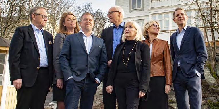 Revisionsberättelse Färjerederiets internstyrelse ledningsgrupp Färjerederiets internstyrelse Från vänster: Mats Rosin, Helena Sundblad, Peter Fyrby, Bo Netz (ordf), Charlotte Olsson, Anna Hammargren