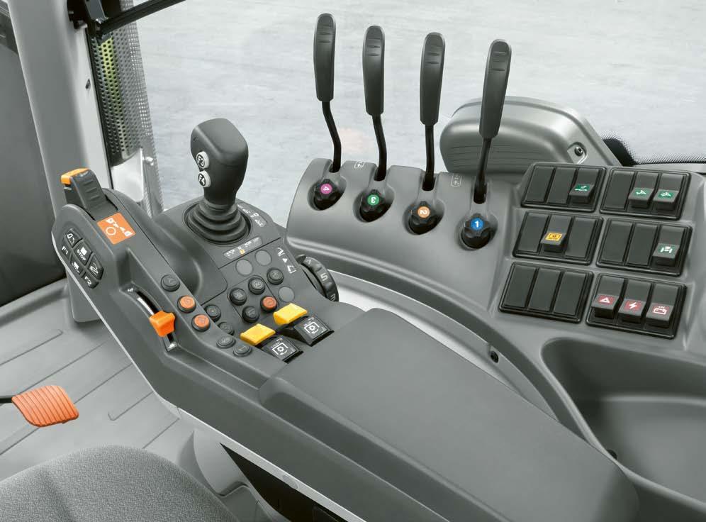 Det räcker med lite fingertoppskänsla för att kunna växla perfekt. Det ergonomiskt perfekta armstödet. Det är en fråga om inställning. För varje hydraulventil finns det en vridknapp.