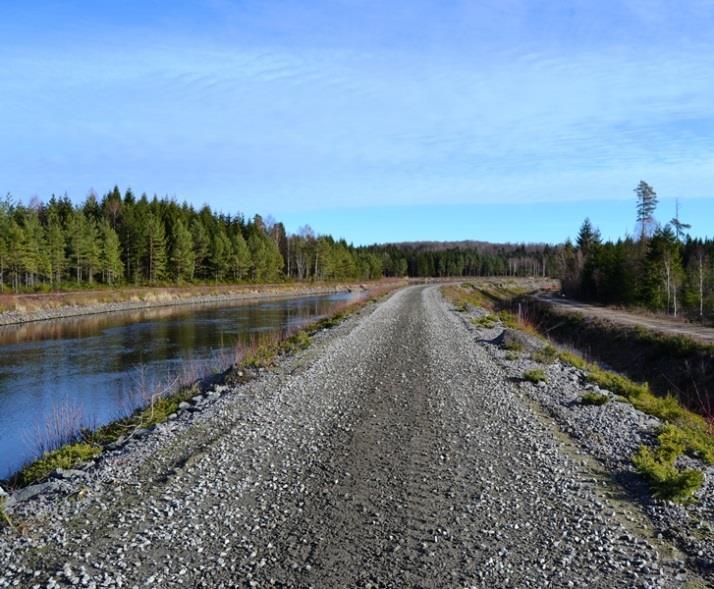 INTECKNINGAR: E f t e r a vstyckni n g skall d e n n y b i l d a d e f a s t i g h e t e n var a f r i f r å n p e n n i n gi n t e c k n i n ga r. BELÅNING: I n g a l å n a t t ö verta.