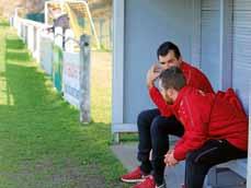 Amtsblatt Ettlingen 28. März 2019 Nr. 13 49 Motivation und dem vielen Engagement die Mannschaft auch in der nächsten Saison begeistern werdet. Foto: Simone Wein Spiele 1.