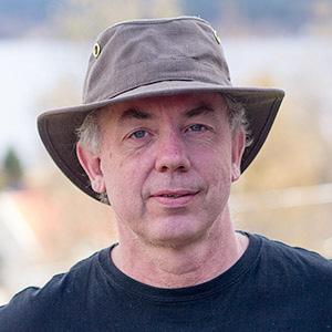 se), Jakob Norstedt-Moberg (jakob@hoijen.se). Innehåll Två nya administratörer...1 Magnus Bäckmark: Vårt projekt växer...2 Anders Berg: Gruppindelning av projektets medlemmar.