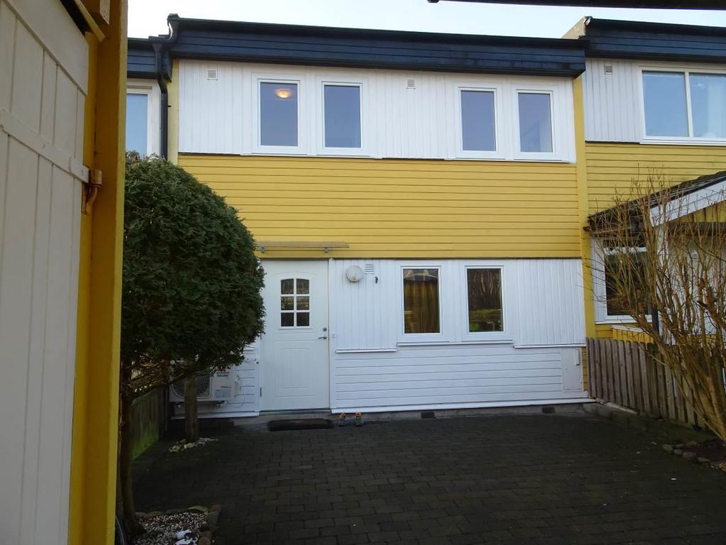 Överlåtelsebesiktning Förhandsbesiktning Tuve 47:50, Göteborg Grinnekullegatan 152, Tuve Göteborg 2019-02-27 Klas Nilsson, SBR 65131 Eminenta AB Godkänd för