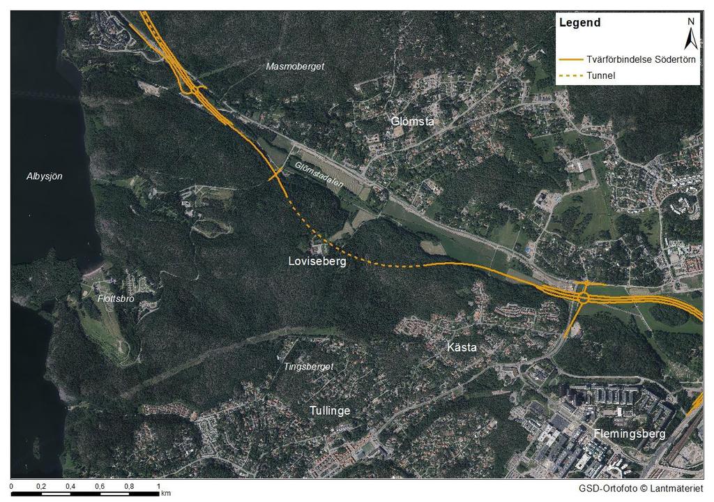 3. OMRÅDESBESKRIVNING Glömstatunneln, vars potentiella grundvattenpåverkan studeras i detta arbete, är planerad att byggas intill Glömstadalen i Huddinge söder om Stockholm (Figur 4).