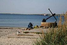 1 Inledning Strandbadplatser - vision 2015 Strandbadplatser - vision 2015 har angett vilken standard de kommunala badplatserna i Varberg ska ha.