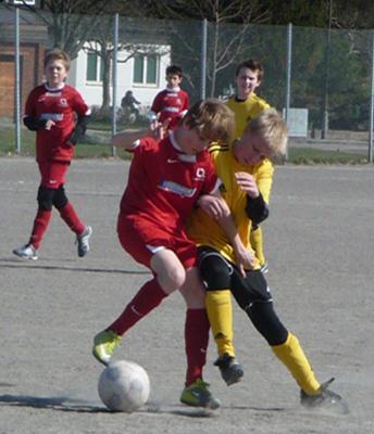 Matcher P 98/99 14-mar Arlöv 2-6 b träning 21-mar IFK Malmö 2-1 h träning 10-apr LB 07 3-2 h träning 16-apr Skurup 0-4 h serie 20-apr Löberöd 0-2 b serie