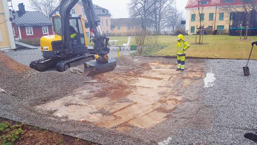 Lindesberg Lejonet 16 Figur 2. Översikt från norr över området som var aktuellt för poolbygge.