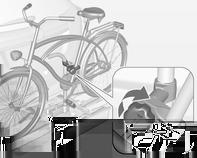 60 Förvaring 3. Säkra båda cykelhjulen mot hjulhållarna med spännbanden. 4.