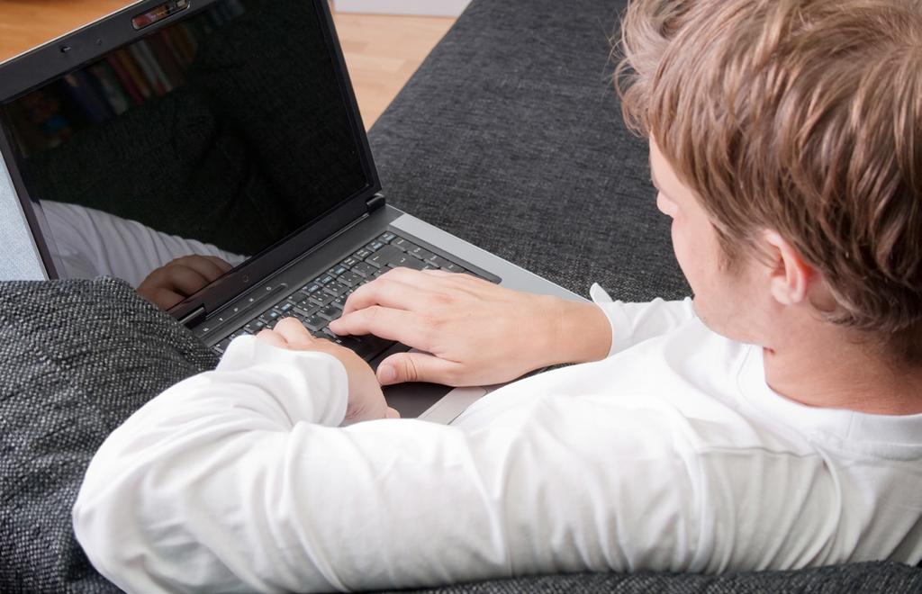 Arbetsterapeututbildningen Arbetsterapeutsutbildningen är på 180 högskolepoäng och leder fram till en arbetsterapeutexamen som berättigar till legitimation, vilken söks hos Socialstyrelsen.