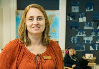 Kommentar till tabellen Totala antalet nedladdningar ökade med cirka 17 (4) procent jämfört med 2017, användarnas ökade med 20 (-3) procent och bibliotekens minskade med 5 (11) procent.
