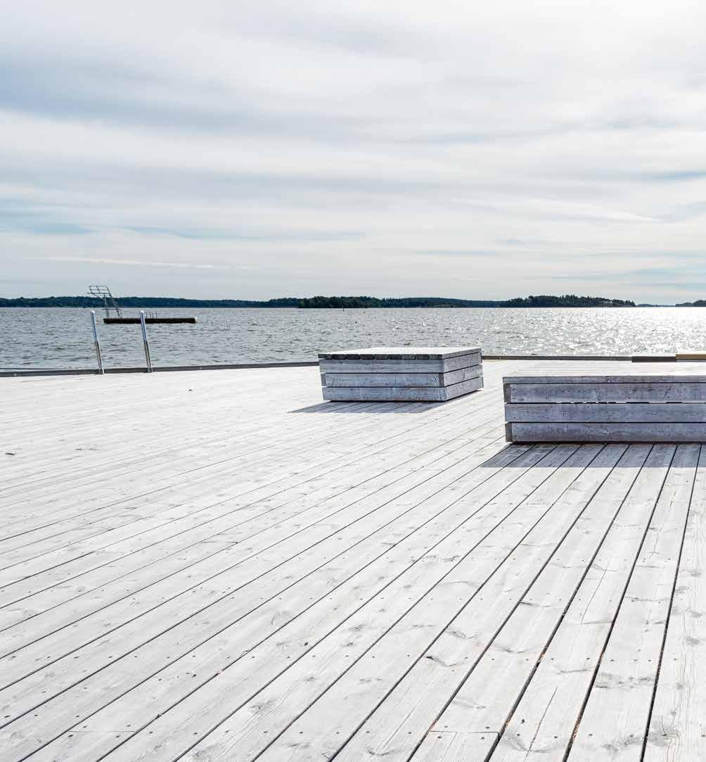 VAD ÄR ORGANOWOOD? OrganoWood är miljöklassat trä modifierat med kisel som ger lång hållbarhet och en vacker silvergrå nyans.