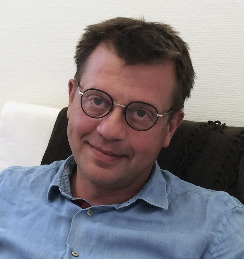 Per-Åke Sundholm Per-Åke Sundholm är en av 15 personer i världen som får certifiera handledare i The Human Element.