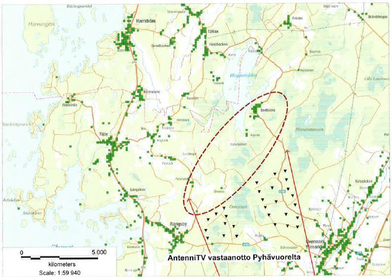 Dnr EPOELY/74/07.04/2013 8/40 Digita Networks Oy I bilden nedan visas de planerade vindkraftverken med svarta trianglar och befolkningen som bor i området med gröna bollar.