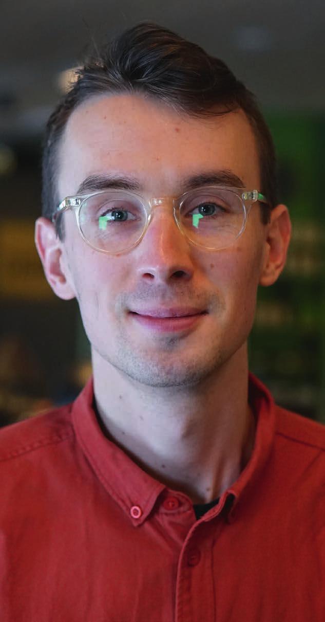 Däremot bör man inte fördröja behandlingsstarten, eftersom det leder till sämre symtomutveckling. 3 Jonathan Timpka, blivande neurolog och doktorand, Lunds universitet.