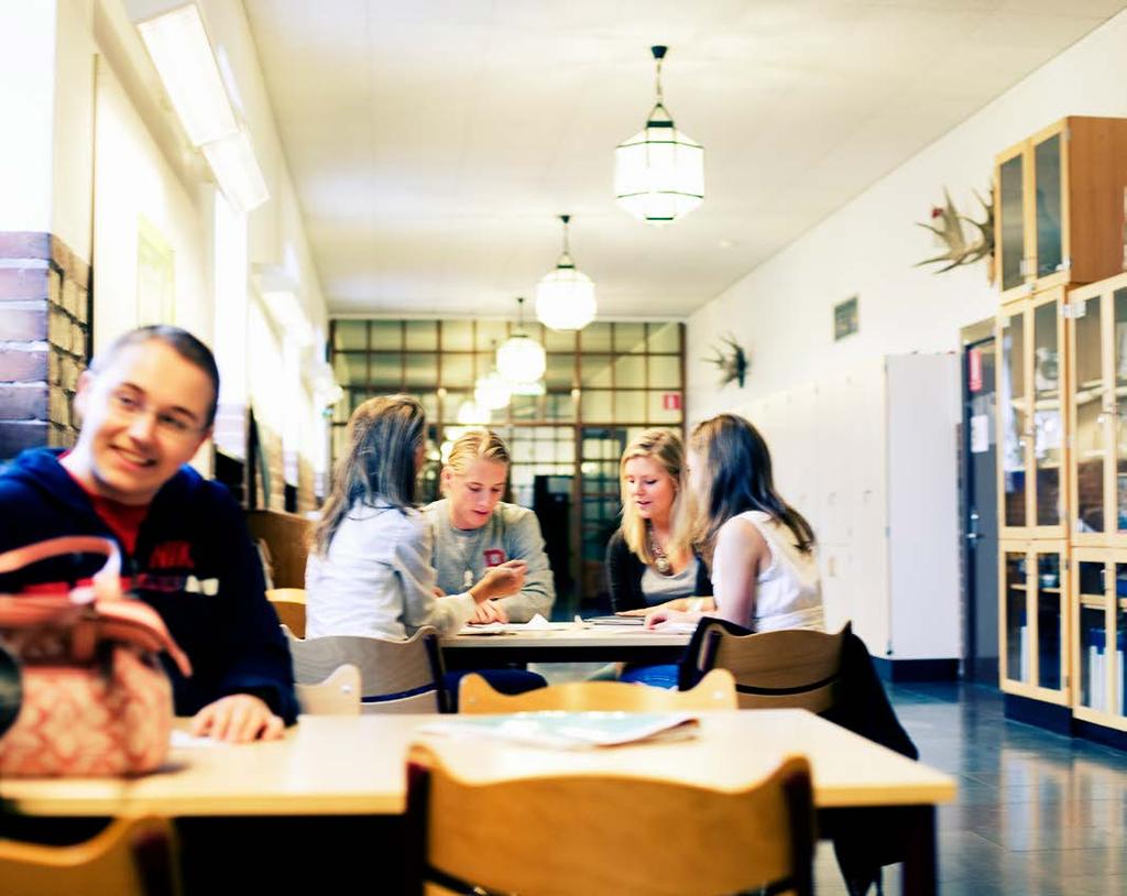 FOTO: UTBILDNINGSFÖRVALTNINGEN Ett Stockholm som håller samman I arbetet med att beakta minoriteters rättigheter och minoritetslagstiftningen erbjuder staden förskoleverksamhet helt eller delvis på