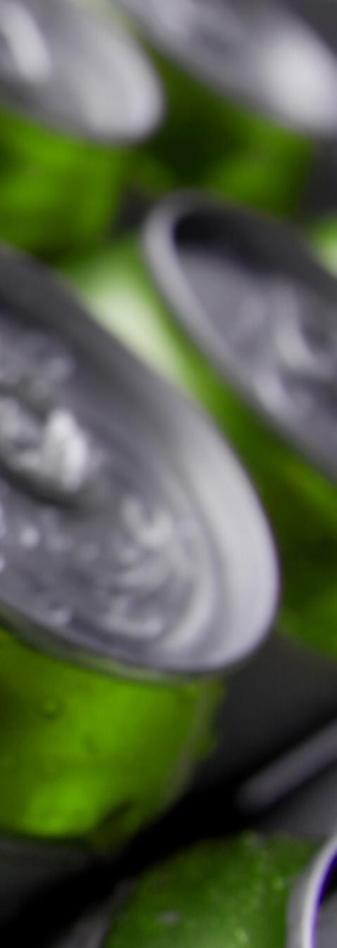 Material och metod Datainsamlingen innefattar allt det material som alkoholvarumärkena publicerat på sina nationella Facebook, Twitter, YouTube och Instagram konton under januari 2014, januari 2016