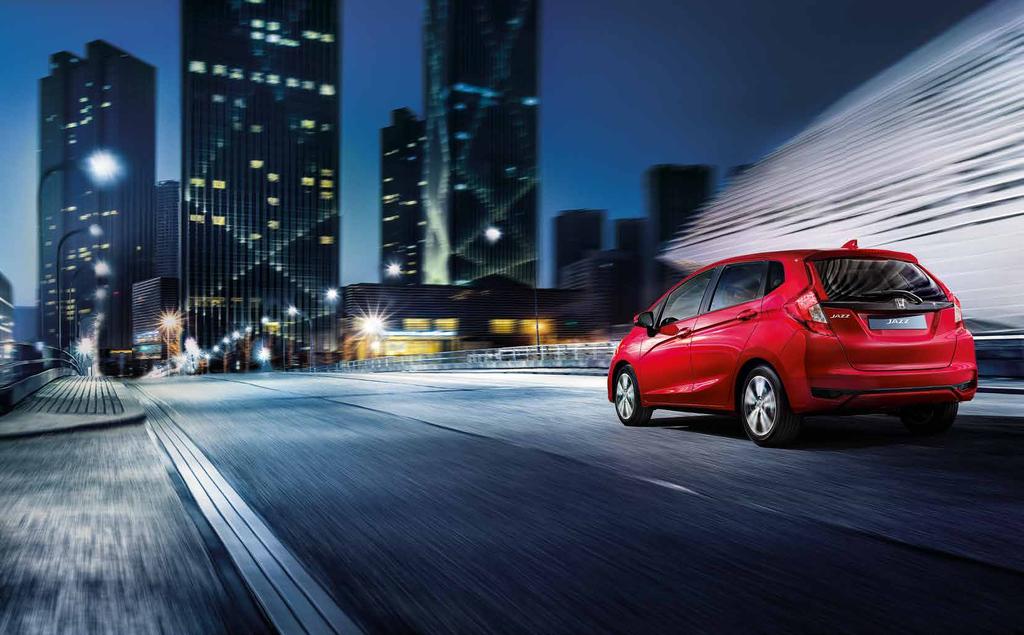 KOMPAKT OCH SMART Jazz fräscha och moderna design innehåller en överraskande mängd smart utrymme som erbjuder ojämförlig funktionalitet och mångsidighet, med
