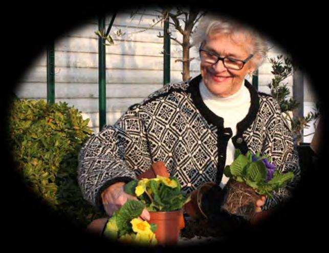 Min mamma kan fortsätta leva som hon vill Anna - Anhörig Min mamma har alltid varit en aktiv person. Hon är fortfarande väldigt pigg och vill klara sig själv och bo i sitt hus.