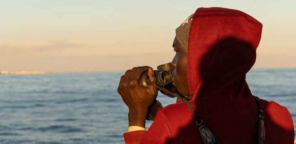 VERKSAMHETSBERÄTTELSE FLYKTINGAR OCH MIGRATION Människor dör på Medelhavet varje vecka. Felix Weiss/Seawatch Amnesty International arbetar för att ingen människa ska tvingas fly från sitt hem.
