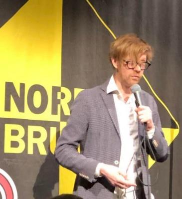 Kvällen avrundades med middag och stand up-comedy på Norra Brunn, dit även respektive var välkomna.