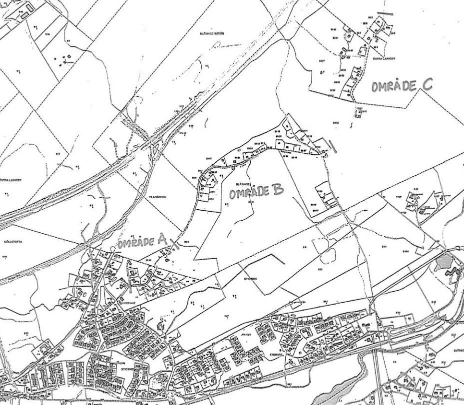 Figur 2 Fastigheternas placering enligt bilagd ritning (Beslutsbilaga 2) i BVa 28, 2015-03-19 Fastigheterna låg också utspridda längs en väg på en sträcka av knappt 700 meter.