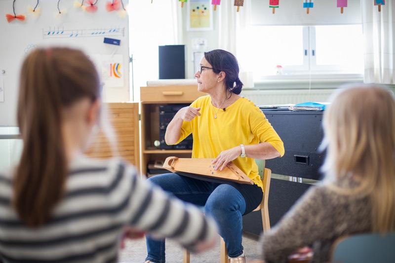 Medelåldern bland kvinnor var 1,6 år lägre än männens