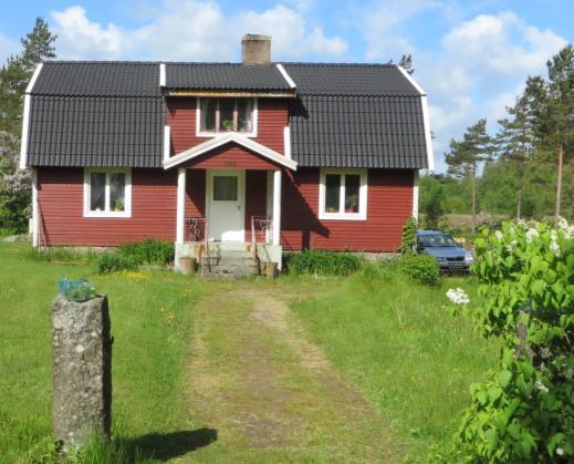Intill ligger ett område med