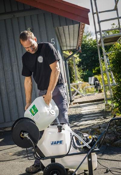 Koncept med utbildade Grön-Fri experter i hela Sverige. Låt ett proffs göra jobbet.