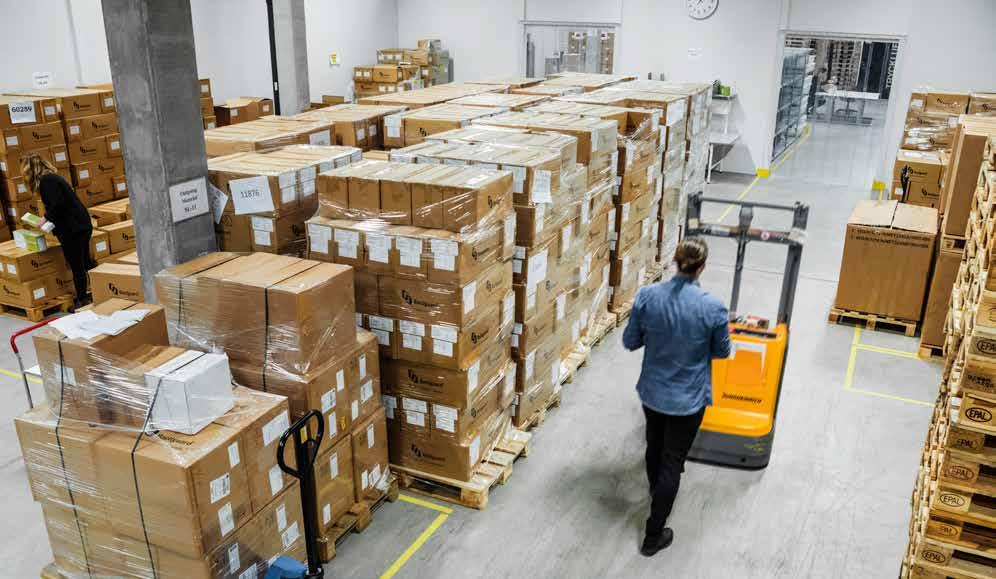 Hållbarhet Fokus på hela värdekedjan Bactiguards mission är att förebygga vårdrelaterade infektioner och antibiotika resistens, en av vår tids största hälsohot och utmaningar.