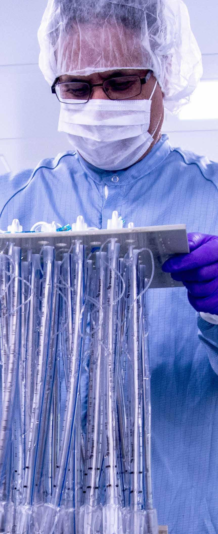 Vi räddar liv! Det är vår mission. Det gör vi genom att utveckla och tillhandahålla infektionsförebyggande lösningar för sjukvården som minskar risken för vårdrelaterade infektioner.