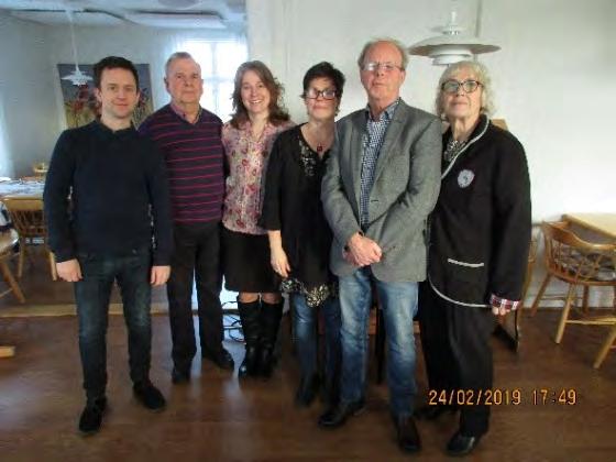 Vi var ett mindre antal personer som mött upp till årsmötet, för att träffas och ta viktiga beslut.