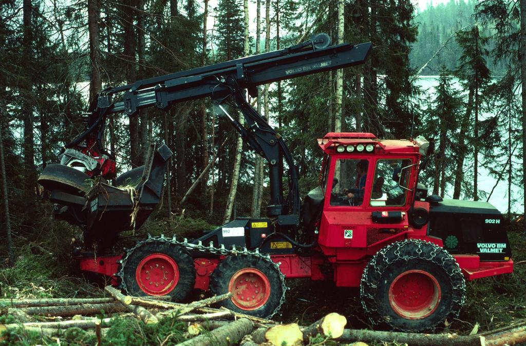 Valmet 902 skördare med