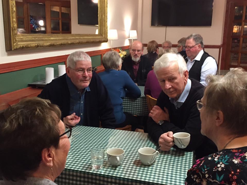 8 November: På höst- och tillika månadsmötet fick vi information av Per Löv. Stig-Göran Jansson och Stig Dahlvik spelade på saxofon och trumpet.
