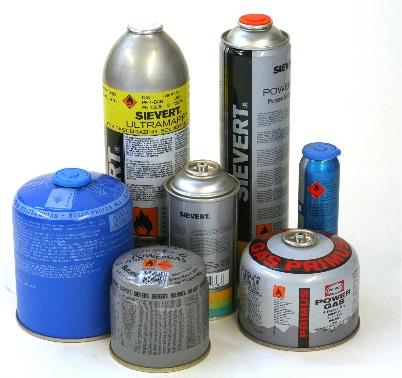gasbrännare och campingutrustning, och i större gasolflaskor för t.ex. gasolgrillar och husvagnar. Den används även för påfyllning av cigarettändare.