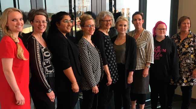 Från vänster Malin von Wachenfelt, Liselotte Falk, Adine Samadi, Caroline Högstedt, Eva Hoffman, Maja Ahrman,Jenny Westertrand (ordf), Emilia NIlsson och Gunvor Söderberg STYRELSE Roks styrelse