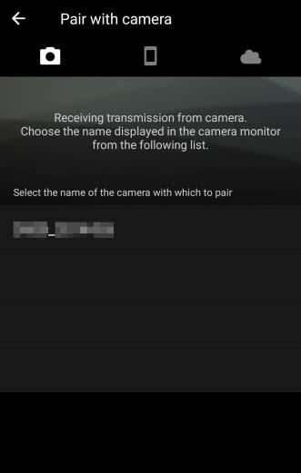 3 Android-enhet: Välj kameran. Tryck på kameranamnet. 4 Kamera/Android-enhet: Kontrollera autentiseringskoden.