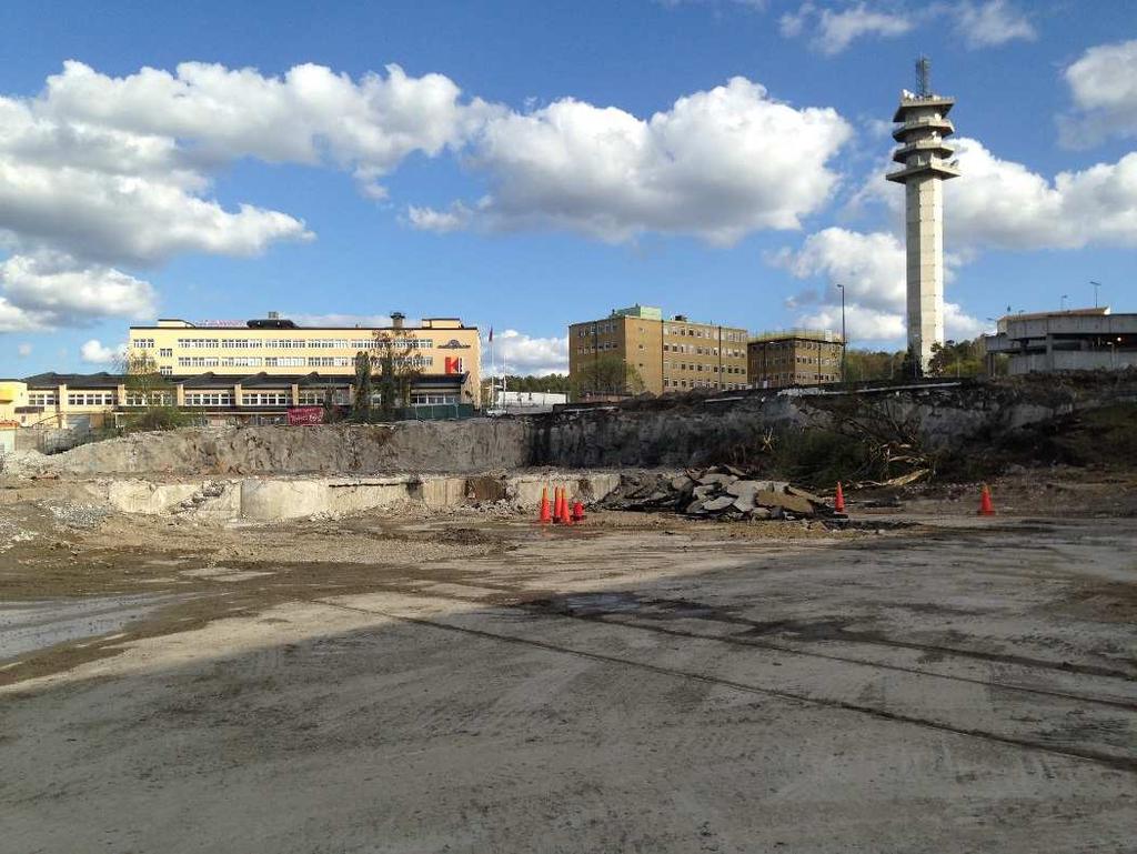 Provtagning av porgas och grundvatten Godsvagnen 10 och del av Hammarbyhöjden 1:1 Hammarby sjöstad Stockholms Stad Datum: 2015-06-25 Projekt nr: 151046 Uppdragsgivare: Skanska Sverige AB Upprättad