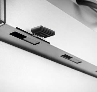 korgar för kol/brikettbädden 15 YEAR LIMITED WARRANTY Justerbar kol/brikettbädd i