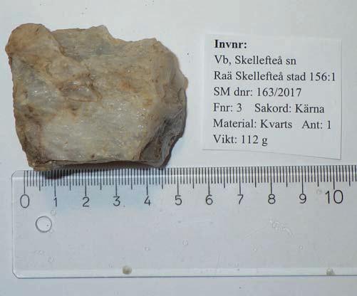 Kärna Kvarts 1 53x43x35 112 Plattformskärna