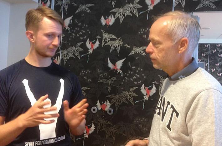 Klockan 14:30 började jubileumsfirandet med fanfarer, fyrfaldigt leve och en hyllningssång av Torsten Lund samt TÅR- TA. / Christina D. Gohde Nu tackar vi för oss!