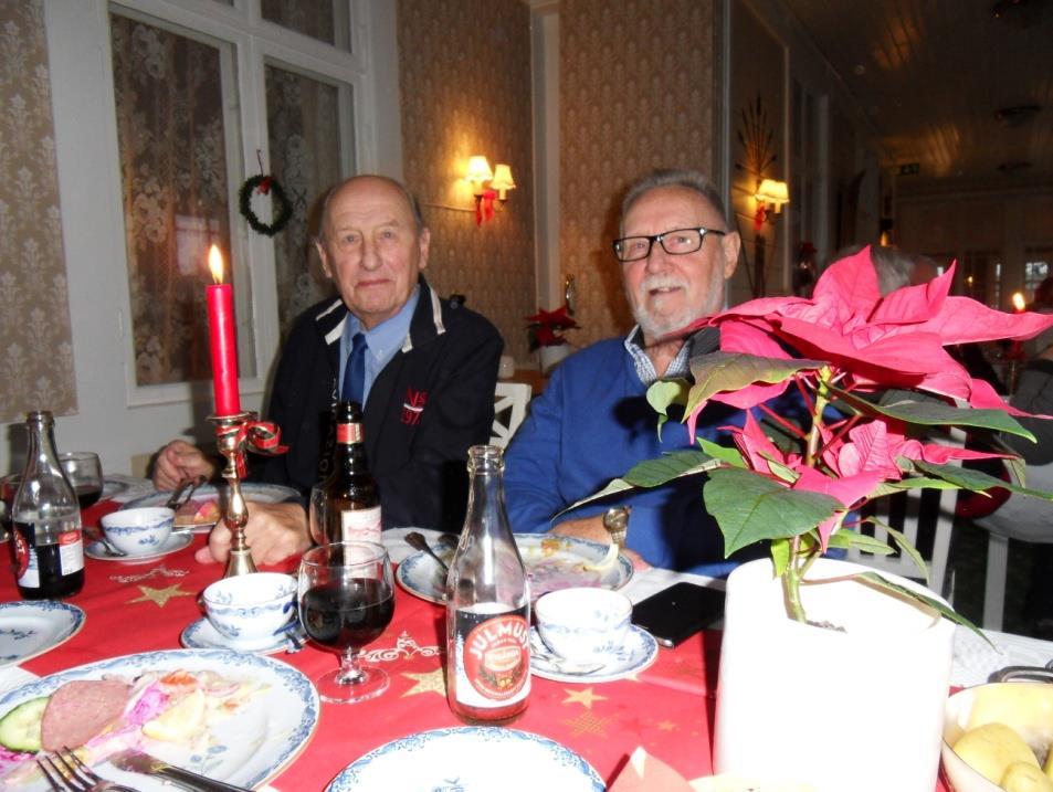 Jultallriken den 7 december Torsdagen den 7 december avåt 42 medlemmar och medföljande årets jultallrik.