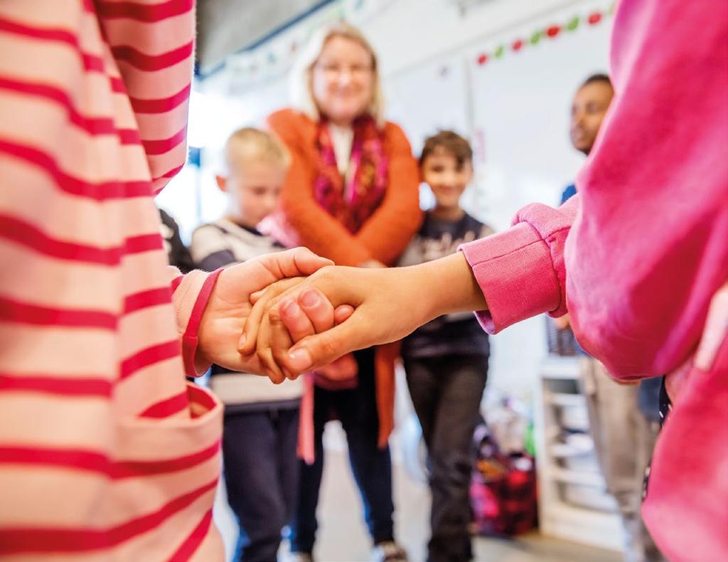 Praktiska frågor Skolarbetet och loven Skolan är elevens arbete. Tidpunkterna för arbetstiderna och loven under läsåret kan variera något mellan skolorna.