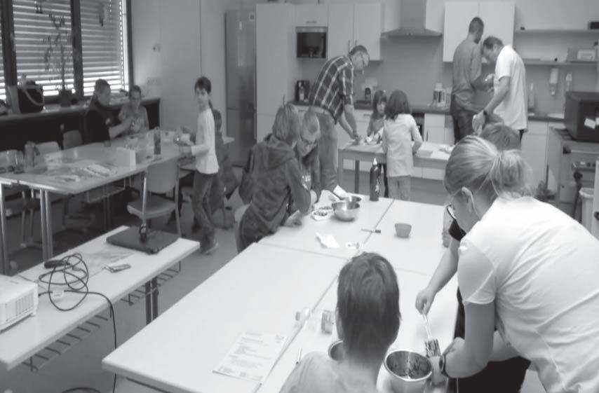 Kulinarisches 45 Sommercocktails am 03.05.2019 47 Senfmanufaktur am 24.05.2019 48 BBQ Grillen für Fortgeschrittene am 28.06.2019 Kreatives Gestalten 52 Kreativer Töpferkurs am 04.05.2019 Voranzeigen Syrgensteiner Osterkonzert Ostermontag, 22.