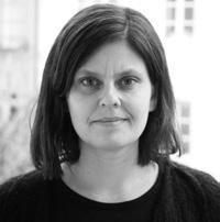 Bygga för dagens och framtidens seniorer att skapa attraktiva och hälsofrämjande boendemiljöer Susanne Clase, arkitekt White Boende för äldre är en samhällsfråga.
