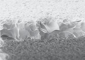 litiumdisilikatkeramik disilicate ceramics, VITA uppvisar SUPRINITY VITA reveals SUPRINITY improved edge förbättrad kantstabilitet stability after milling efter with fräsning Sirona's med MC XL